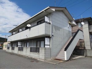 アベニール多々野外観写真