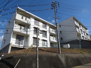 ホワイトヒルズ山陽外観写真