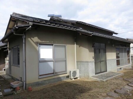 矢掛町戸建て外観写真