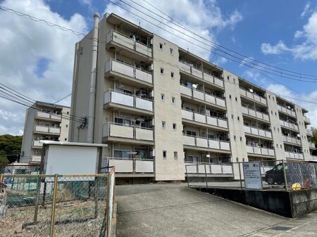 ビレッジハウス馬場平2号棟外観写真