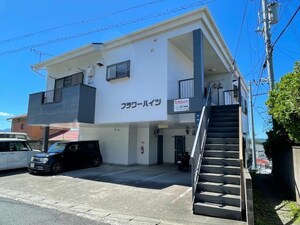 フラワーハイツ外観写真