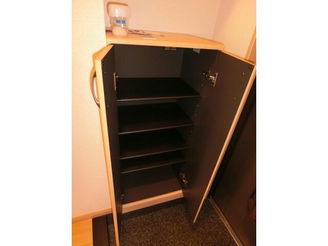 物件内観写真7　(シューズボックス)