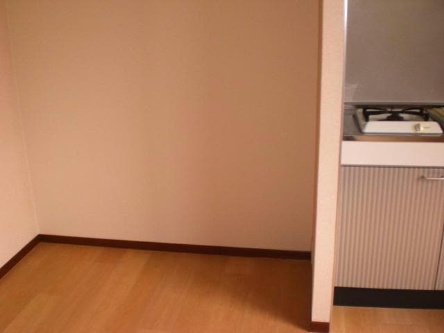 物件内観写真18　(冷蔵庫置場)