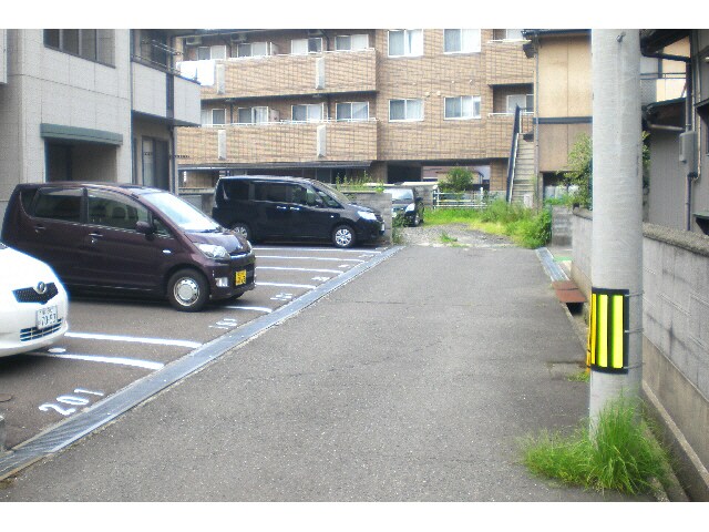 物件外観写真4　(周辺環境)