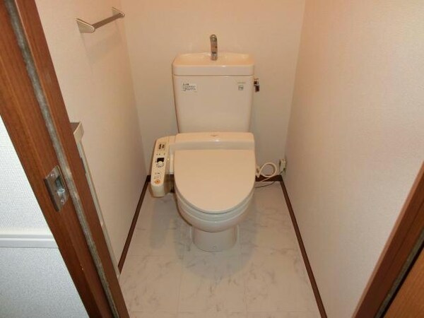 トイレ(トイレ)