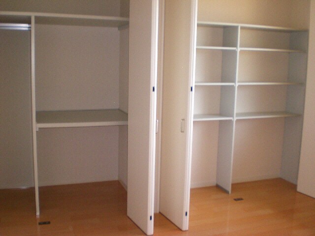 物件内観写真12　(クローゼット)