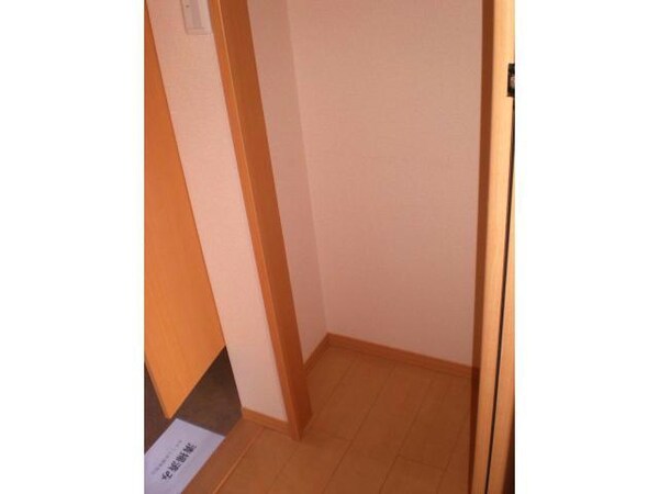 玄関回り(玄関収納)
