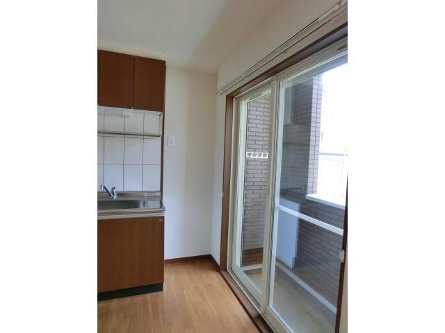 物件内観写真19　(冷蔵庫置場)