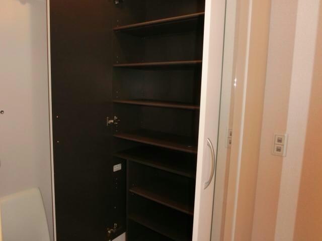 物件内観写真7　(シューズボックス)