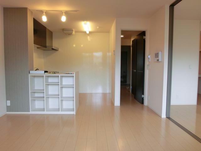 物件内観写真10　(リビング)