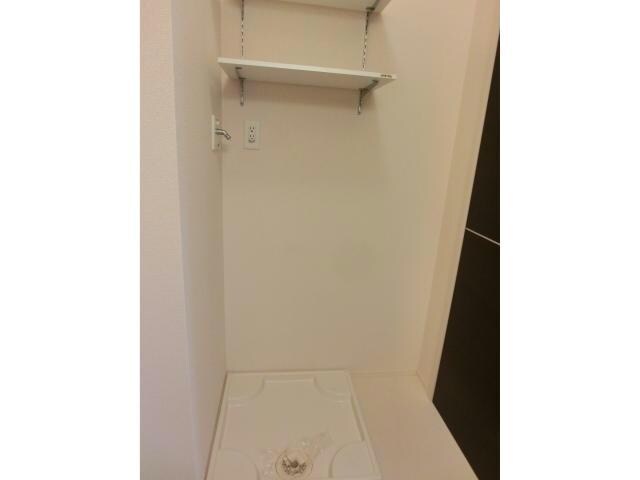 物件内観写真31　(室内洗濯機置場)
