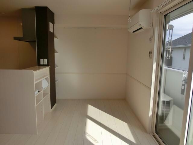 物件内観写真13　(リビング)