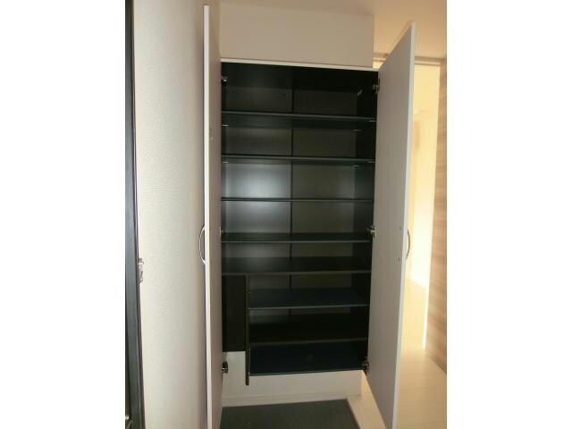 物件内観写真12　(シューズボックス)