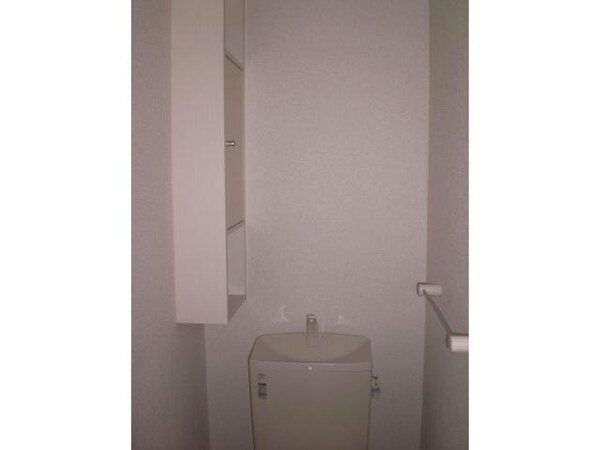 トイレ(トイレ収納棚)