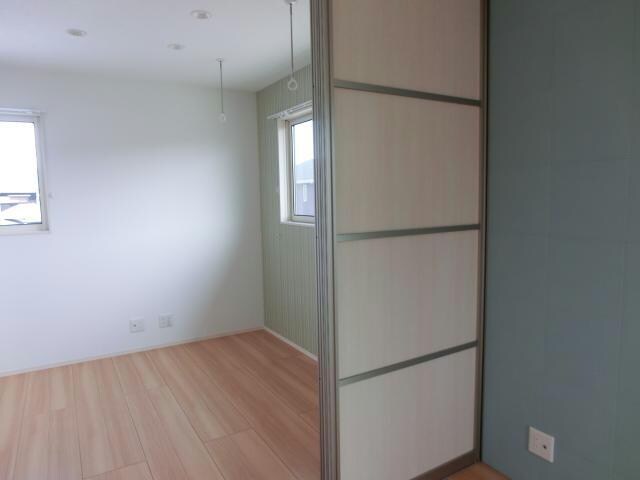 物件内観写真24　(洋室１)