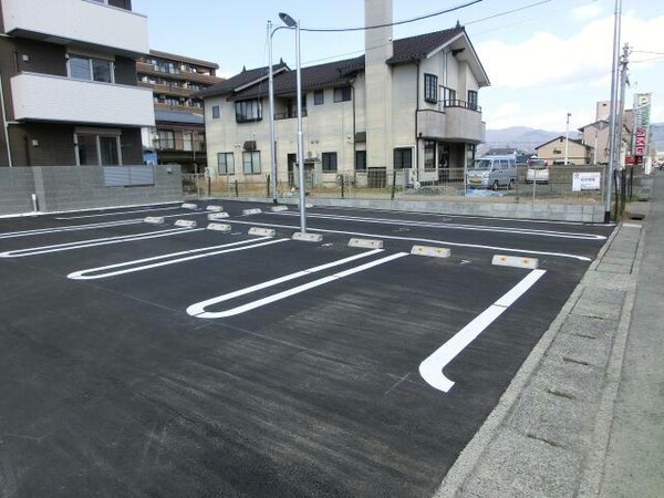 駐車場(駐車場)