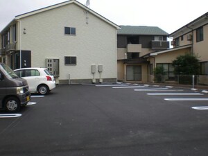 クロース　ボンド外観写真