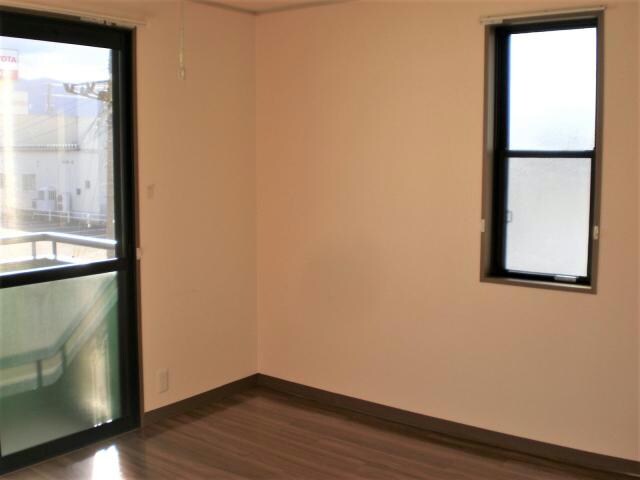 物件内観写真14　(洋室)