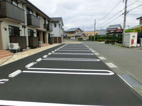 駐車場(駐車場)