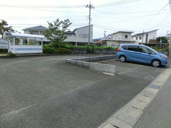 駐車場(駐車場)