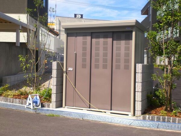 建物設備(専用ゴミ置場)