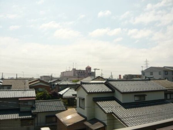 眺望(近隣は住宅が多いため、見晴らしが良いです！)