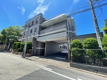 異人池コートの外観写真