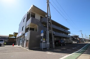 コンドミニアムリベロ坂井外観写真