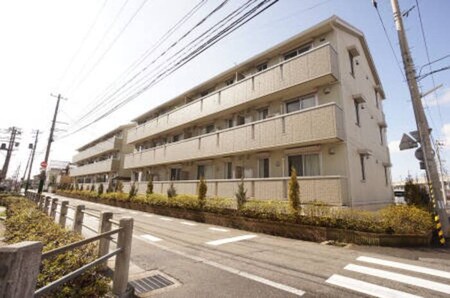 フェイバリッチ新和B棟外観写真