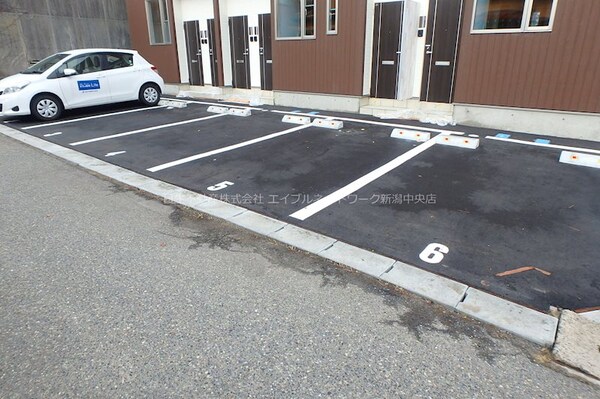 駐車場(小型車限定)