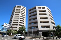 ライズ万代　S棟の外観写真