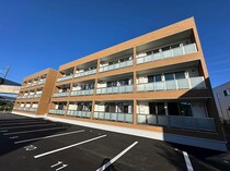 リゾナーレ鳥屋野南の外観写真