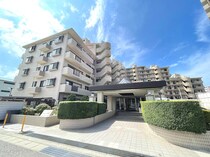 シャルマンコーポ駅南の外観写真