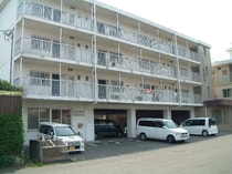 日豊本線 中津駅 4階建 築38年の外観写真