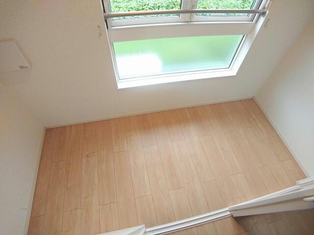 物件内観写真9　(同室タイプ)