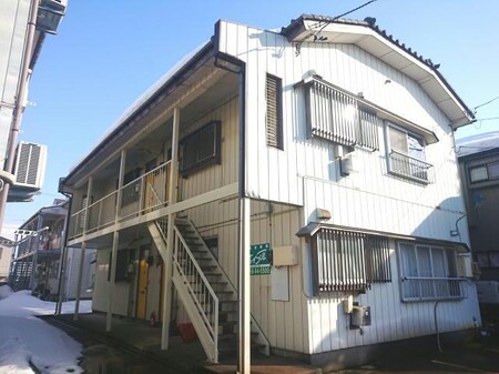 シャルマン（藤沢）外観写真