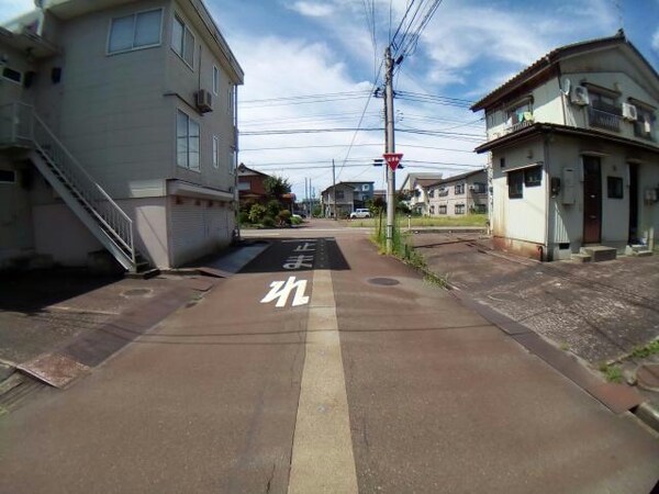 周辺環境(前面道路)
