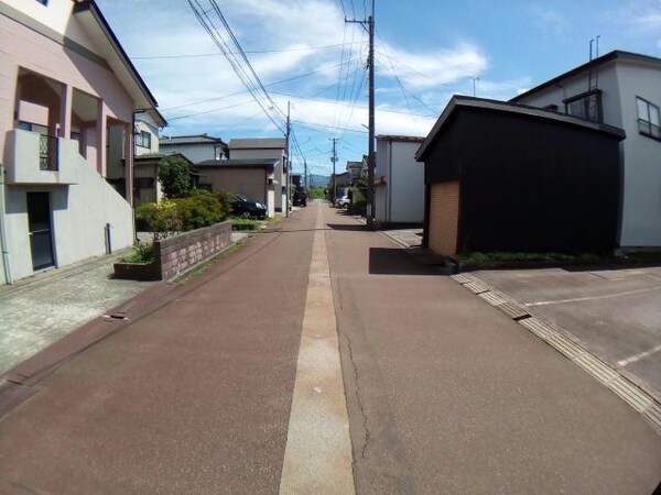 周辺環境(前面道路)