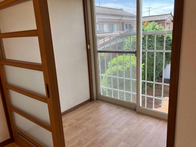 物件内観写真12　(サンルーム)