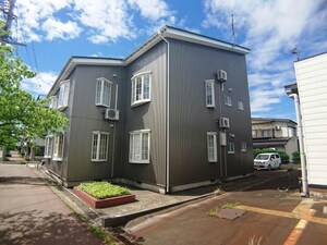 エスティーヌミナミ外観写真