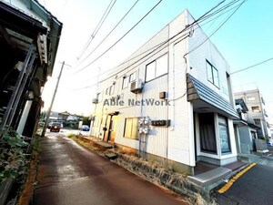 八木アパート外観写真