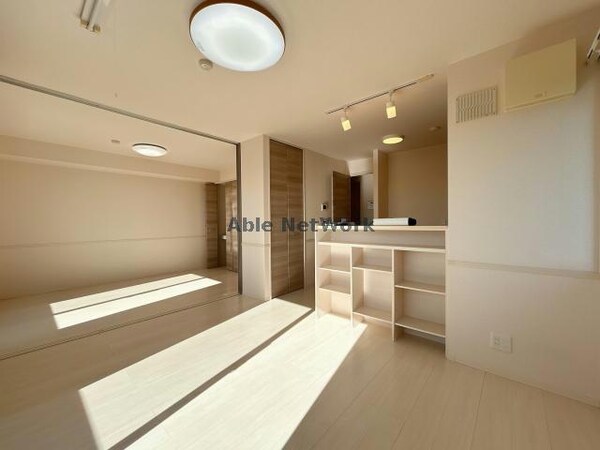 リビングダイニング