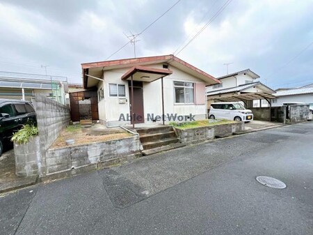 際波上田貸家外観写真