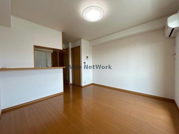 リビングダイニング