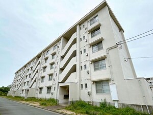 ビレッジハウス宇部5号棟外観写真