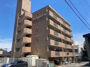 ウベマンション外観写真
