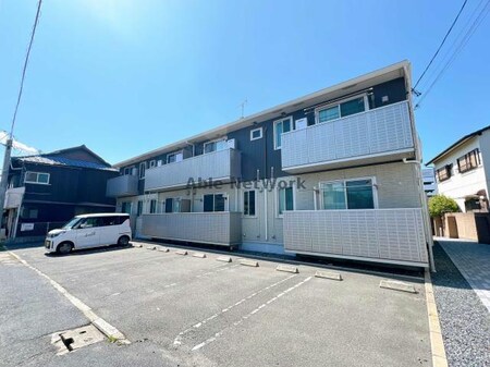 コアロード弐番館外観写真