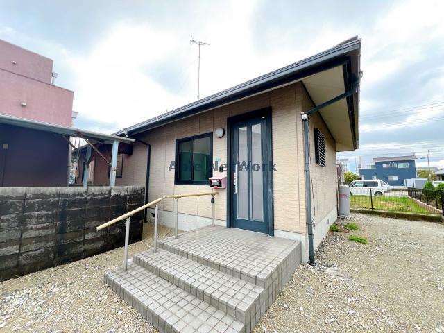 松山町貸家