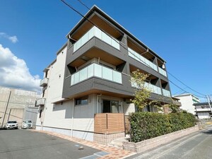 シャーメゾン　ブラウ外観写真