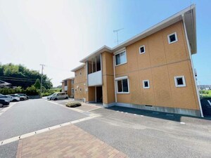 シャーメゾン山王田B外観写真
